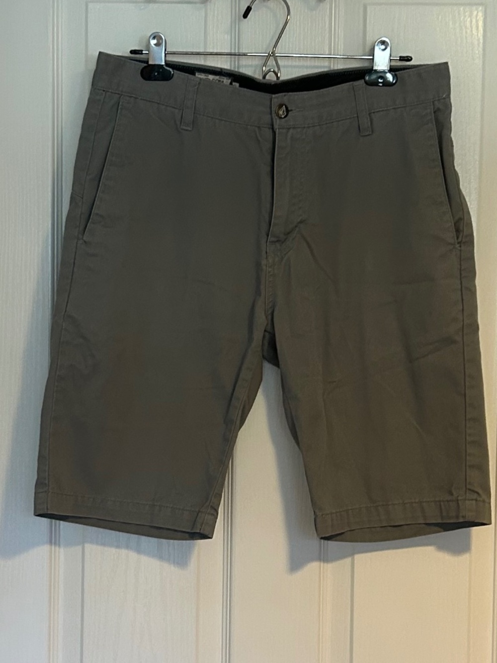 Volcom Shorts gray Sz 30